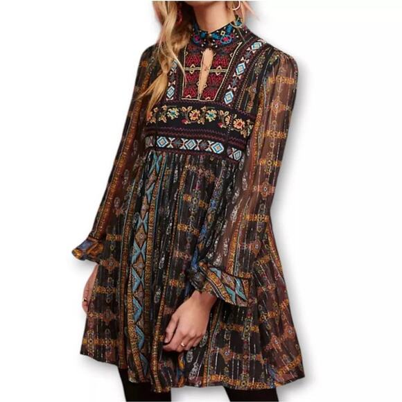 Anthropologie Akemi + Kin Sheria Metallic Embroidered Boho Dress Black Motif - Picture 1 of 10